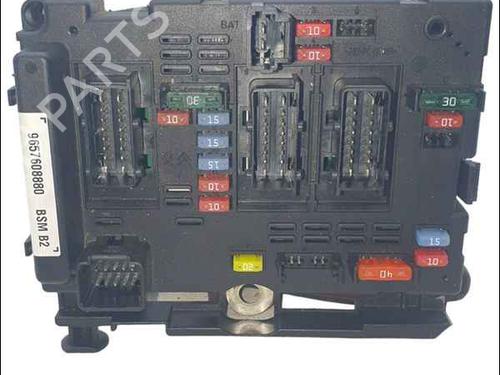 Zekeringkast PEUGEOT 206 Hatchback (2A/C) [1998-2012]  25012177