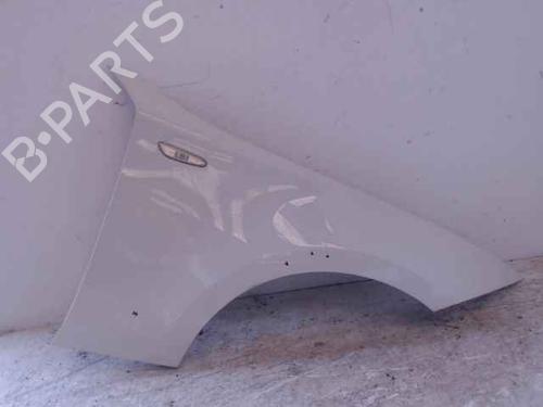 Used Right front fenders BMW 1 (E81) 118 d (143 hp) 24901542