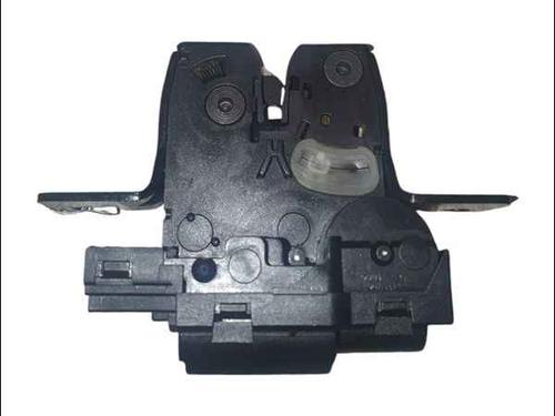 Bagklap lås RENAULT CLIO III (BR0/1, CR0/1) 1.5 dCi (75 hp) 24898375