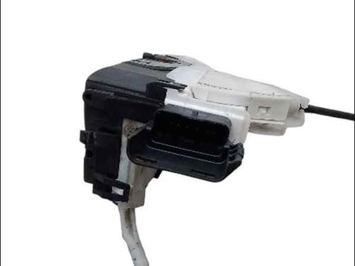 Front left lock PEUGEOT 208 I (CA_, CC_) 1.0 VTi | BP25764020C98 