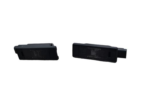 Used Licence plate light PEUGEOT 3008 I MPV (0U_) 1.6 HDi (109 hp) 31323655