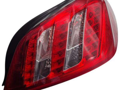 right-taillight-peugeot-508-i-8d_-2010-2011-2012-2013-2014-2015-2016-2017-2018-32738965 main image