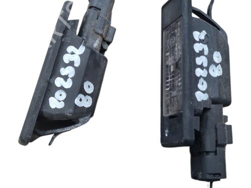 Używane Lampa oświetlenia tablicy rejestracyjnej CITROËN C4 Picasso I MPV (UD_) 1.6 HDi (109 hp) 30446746