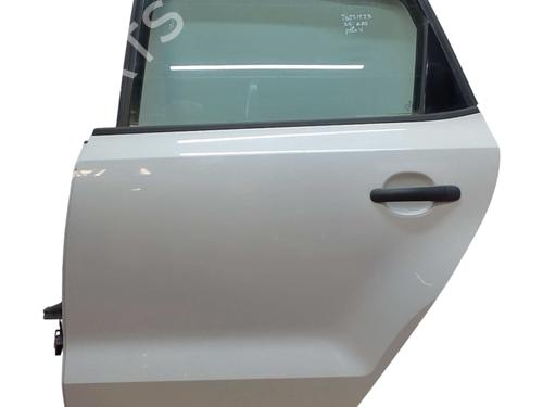 Puerta trasera izquierda Puerta trasera izquierda VW POLO V (6R1, 6C1) 1.2 (60 hp) 34253949 34253949
