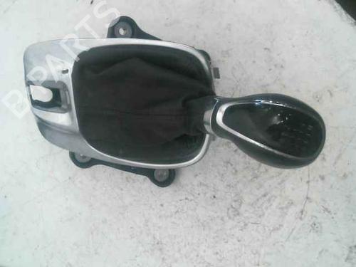 Used Gear lever OPEL MERIVA B MPV (S10) 1.7 CDTI (75) (110 hp) 24902717