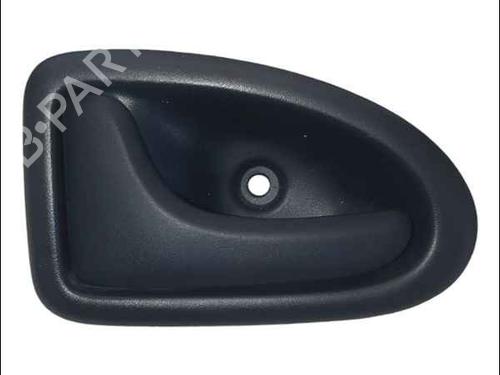Venstre foran invendig håndtak RENAULT CLIO II (BB_, CB_) 1.6 16V (BB01, BB0H, BB0T, BB14, BB1D, BB1R, BB2KL, BB3G... (107 hp) 24903015