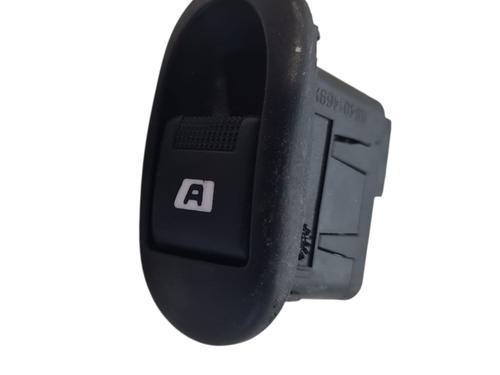 Used Switch Switch CITROËN C3 I (FC_, FN_) 1.4 HDi (68 hp) 33458448 33458448