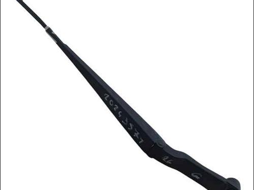 Used Front windshield wiper arm NISSAN QASHQAI II (J11, J11_) [2013-2025]  24914400