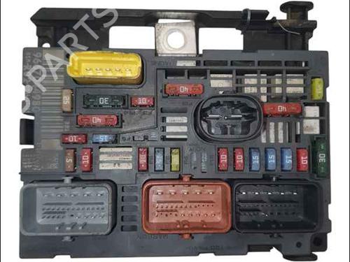 Used Fuse box PEUGEOT 3008 I MPV (0U_) 1.6 HDi (109 hp) 25012690