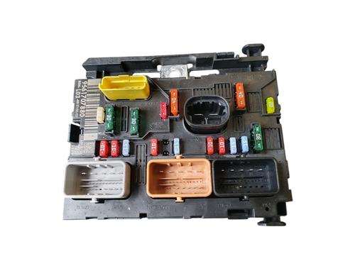 Used Fuse box Fuse box 38077001 38077001