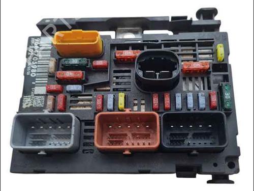 Used Fuse box CITROËN C5 III (RD_) [2008-2017]  25012787
