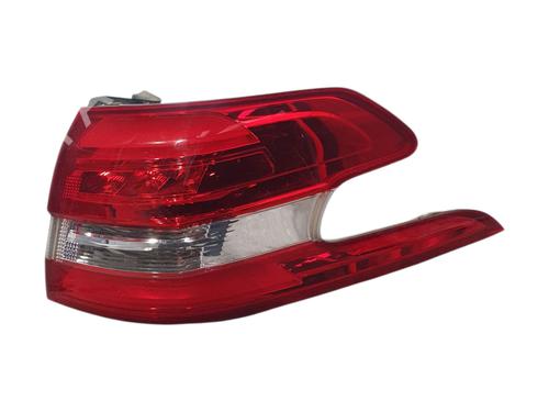 Used Right taillight PEUGEOT 308 SW II (LC_, LJ_, LR_, LX_, L4_) 1.6 BlueHDi 120 (120 hp) 29170061