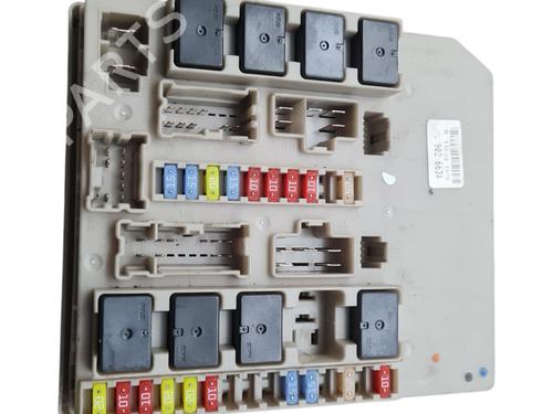 Used Fuse box RENAULT CLIO III (BR0/1, CR0/1) 1.5 dCi (88 hp) 31346867