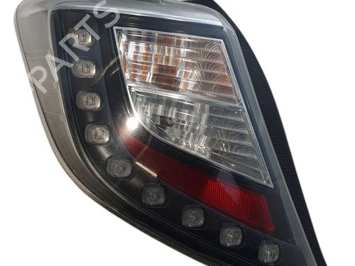 Used Left taillight Left taillight TOYOTA YARIS (_P13_) 1.5 Hybrid (NHP130_, NHP130) (101 hp) 35885493 35885493