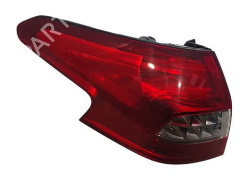 left-taillight-citroen-c5-iii-break-rw_-2008-2009-2010-2011-2012-2013-2014-2015-2016-2017-39697743 main image