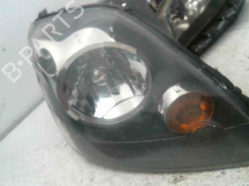 Right headlight FORD FIESTA V (JH_, JD_) 1.4 TDCi | BP24902175C29 