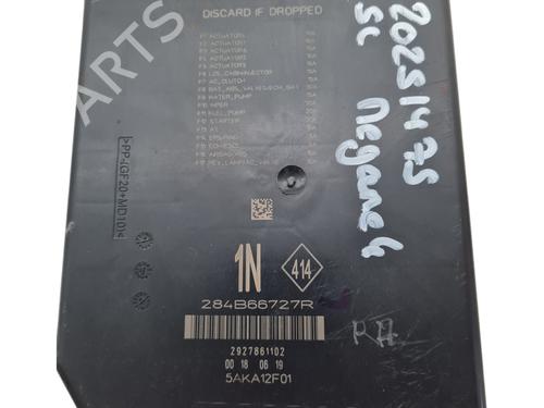 Fuse box RENAULT MEGANE IV Hatchback (B9A/M/N_) 1.5 Blue dCi 95 (B9A2, B9A6) | BP33655381E1 - Image 2