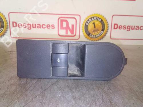 Used Right front window switch OPEL ASTRA H (A04) [2004-2014]  15431746