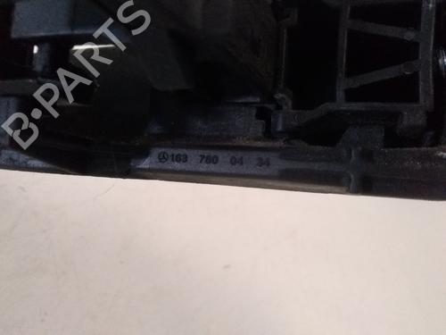 Rear right exterior door handle MERCEDES-BENZ M-CLASS (W163) ML 270 CDI (163.113) | BP15451513C130 