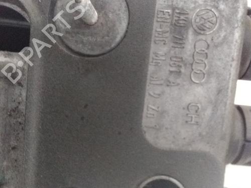 Gear lever AUDI A3 (8P1) 2.0 TDI 16V | BP19020518M90 