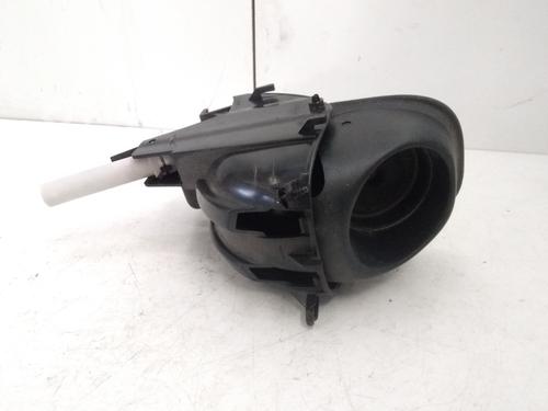Porte-gobelet/Objets MERCEDES-BENZ M-CLASS (W163) ML 270 CDI (163.113) (163 hp) 16459386