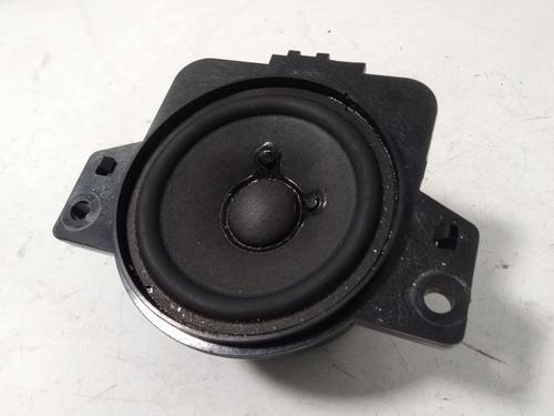 Used Speaker MERCEDES-BENZ SLK (R171) 200 Kompressor (171.442) (163 hp) 15464920