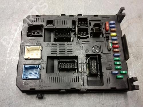 Used Fuse box CITROËN C4 Coupe (LA_) [2004-2013]  15447919
