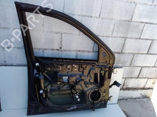 Left front door KIA SORENTO I (JC) 2.5 CRDi 4WD | BP15825465C2 