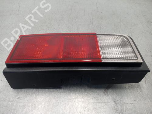 Right taillight HUMMER H2 Closed Off-Road Vehicle  6R0190711