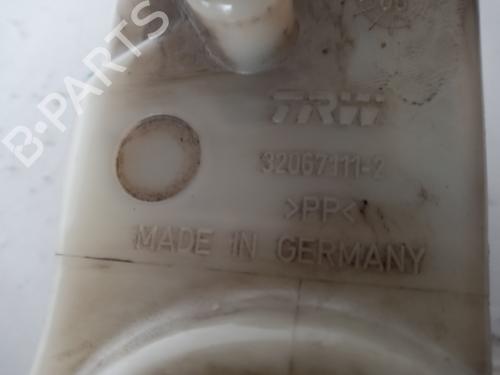 Brake master cylinder RENAULT MEGANE I Classic (LA0/1_) | BP19492126M77