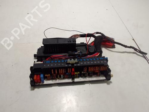Used Fuse box BMW X3 (E83) xDrive 20 d (177 hp) 15455651