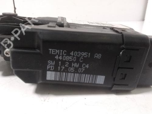 Left front window motor KIA CEE'D SW (ED) 2.0 CRDi 140 | BP15459770E21 