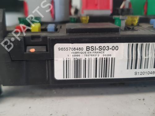 Fuse box PEUGEOT 407 (6D_) 2.0 HDi 135 (6DRHRH, 6DRHRE, 6DRHRG, 6DRHRJ) | BP15459013E1