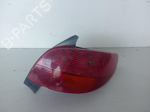 Used Right taillight PEUGEOT 206 Hatchback (2A/C) [1998-2012]  18012615