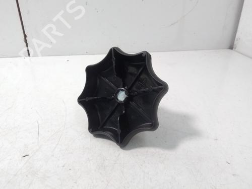 Used Support SKODA RAPID (NH3, NK3, NK6) [2012-2022]  15452279