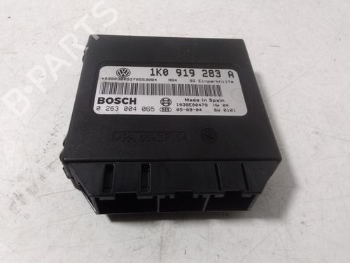 Used Electronic module VW GOLF PLUS V (5M1, 521) [2004-2013]  17704722