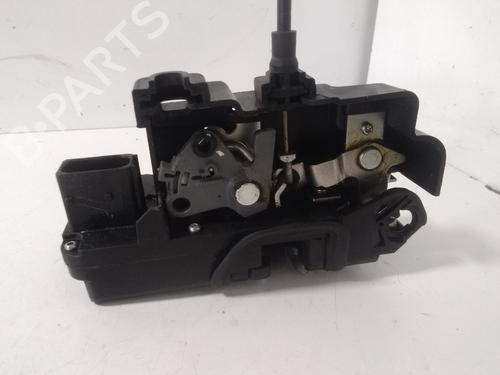 Used Front left lock OPEL ANTARA A (L07) [2006-2017]  15587036
