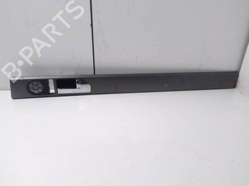 Høyre bak invendig håndtak VW TOUAREG (7LA, 7L6, 7L7) [2002-2013]  15452504