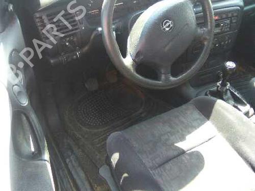 Fuse box OPEL VECTRA B (J96)  | BP15464267E1 