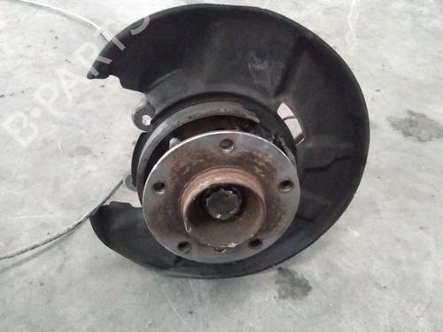 Used Left rear steering knuckle BMW 3 (E90) 320 d (163 hp) 15448345
