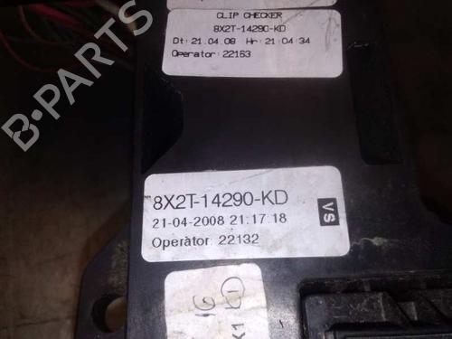 Fuse box JAGUAR XF I (X250) 2.7 D | BP15431953E1 