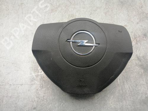 Used Driver airbag OPEL ZAFIRA / ZAFIRA FAMILY B (A05) [2005-2019]  15443893
