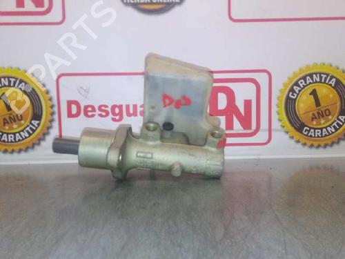 Used Brake master cylinder FORD FOCUS C-MAX (DM2) [2003-2007]  15429966