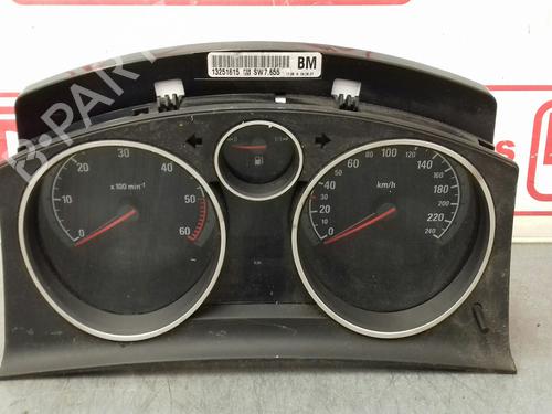 Used Instrument cluster OPEL ZAFIRA / ZAFIRA FAMILY B (A05) 1.9 CDTI (M75) (120 hp) 15436605