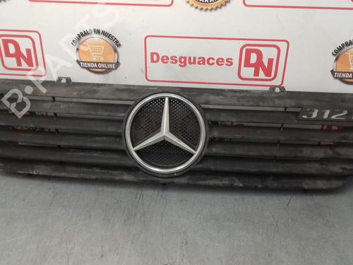 Used Grille MERCEDES-BENZ SPRINTER 2-t Van (B901, B902) 212 D (901.461, 901.462, 902.461, 902.462) (122 hp) 15426350