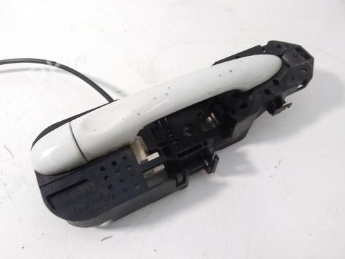 Used Front right exterior door handle RENAULT MEGANE III Hatchback (BZ0/1_, B3_) [2008-2025]  15450416