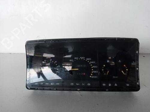 Used Instrument cluster SEAT IBIZA I (21A) [1984-1993]  18323430