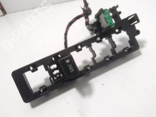 Used Fuse box AUDI A3 (8P1) 2.0 TDI 16V (140 hp) 15459062