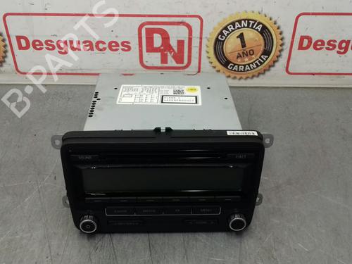 Used Radio VW GOLF VI (5K1) 1.6 TDI (105 hp) 15437099