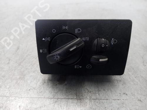 Used Headlight switch FORD FOCUS II Turnier (DA_, FFS, DS) [2004-2012]  15465404